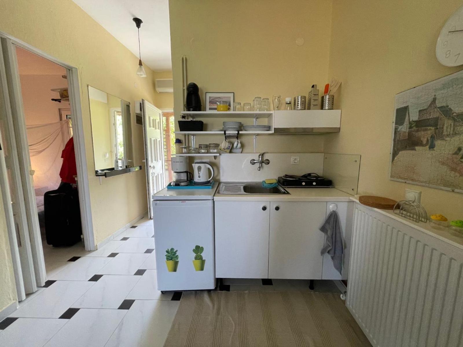 Potidaia House Apartment *